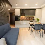 Διαμέρισμα Invest Centrum Park 14 *