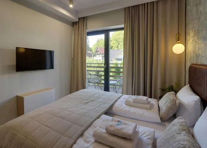 Invest Centrum Park 14 * Шклярска-Поремба