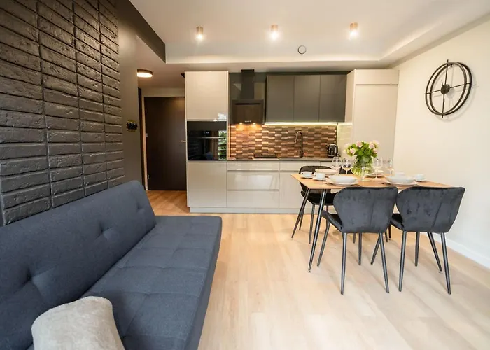 Апартаменты Invest Centrum Park 14 *